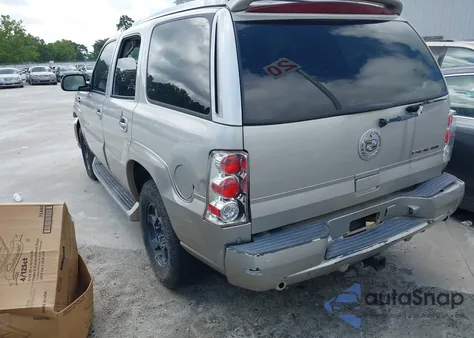 2004 Cadillac Escalade Standard из США, поврежденный, VIN 1GYEK63NX4R317712